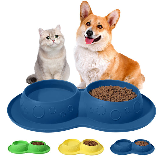 Non-Slip Waterproof Silicone Pet Feeding Mat – 2-in-1 Food & Water Pad - Majestic Dog & Cat Pet Boutique