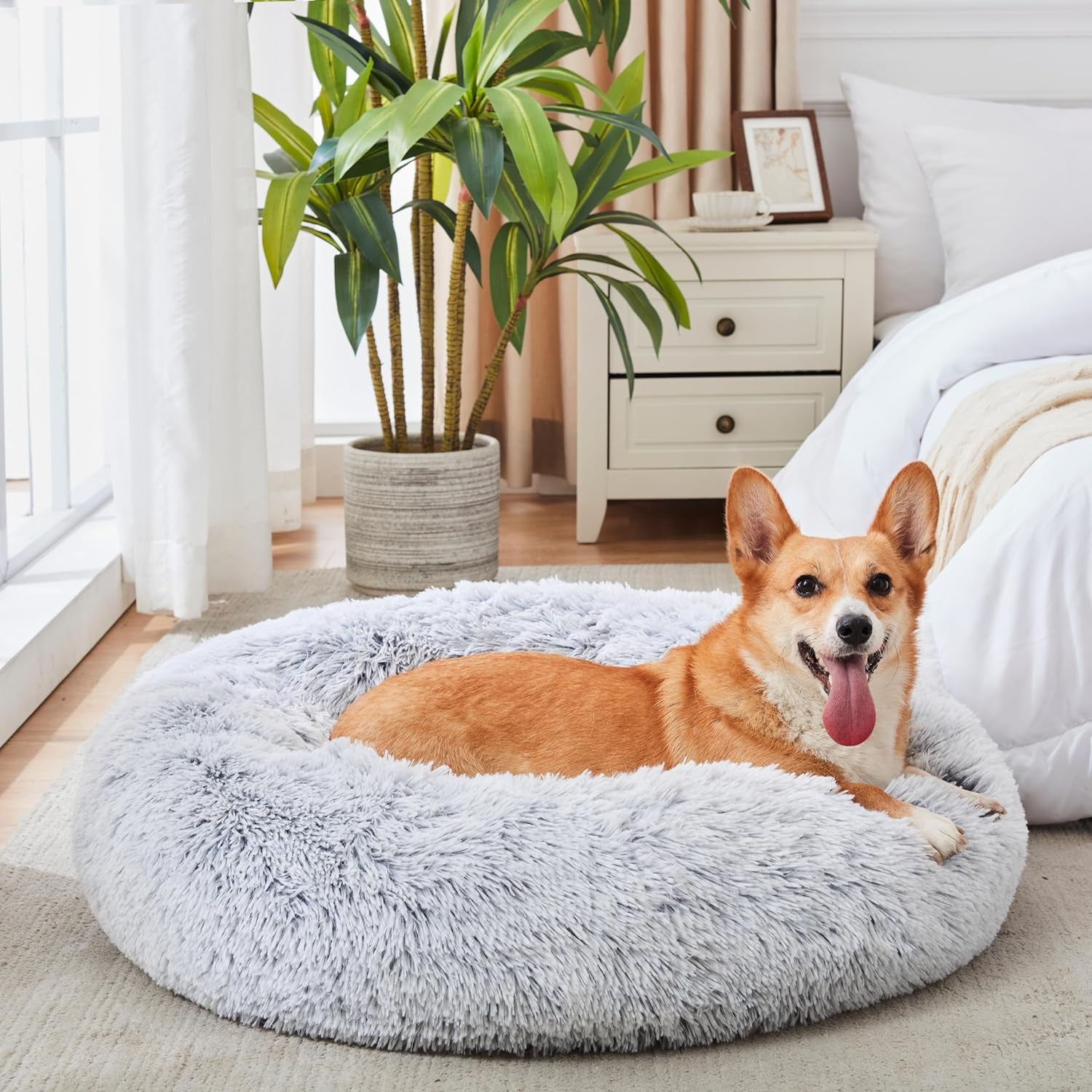 Calming Dog & Cat Bed, Anti-Anxiety Donut Cuddler Warming Cozy Soft round Bed, Fluffy Faux Fur Plush Cushion Bed for Small Medium Dogs and Cats (20"/24"/27"/30")